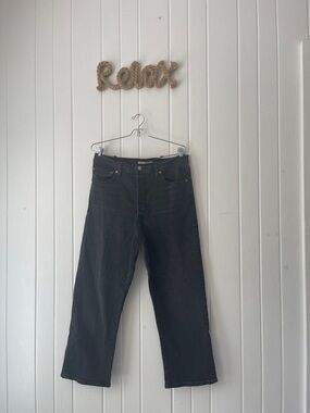 Levi’s Ribcage Straight Ankle Classic Straight Black Denim Jeans 32